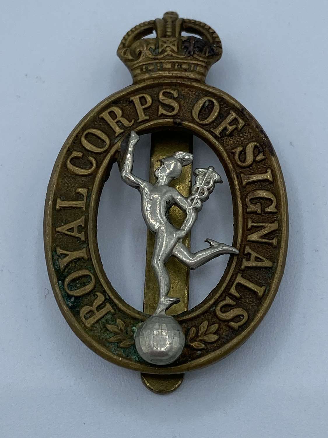 Ww2 Royal Corps Of Signals Slider Cap Badge