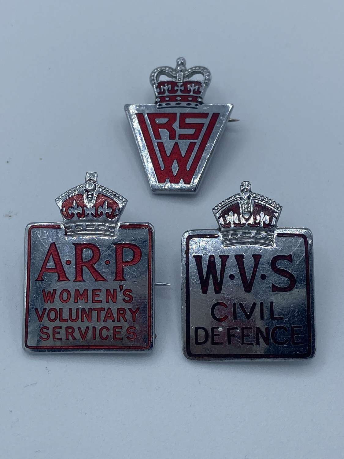 WW2 Lot Of WVS ARP Womens Voluntary Services Badges Kings Crown