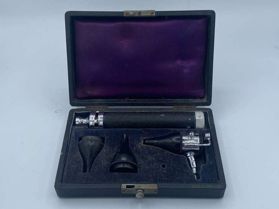 Vintage Gowllands Friston Otoscope In Locking Case In Great Condition