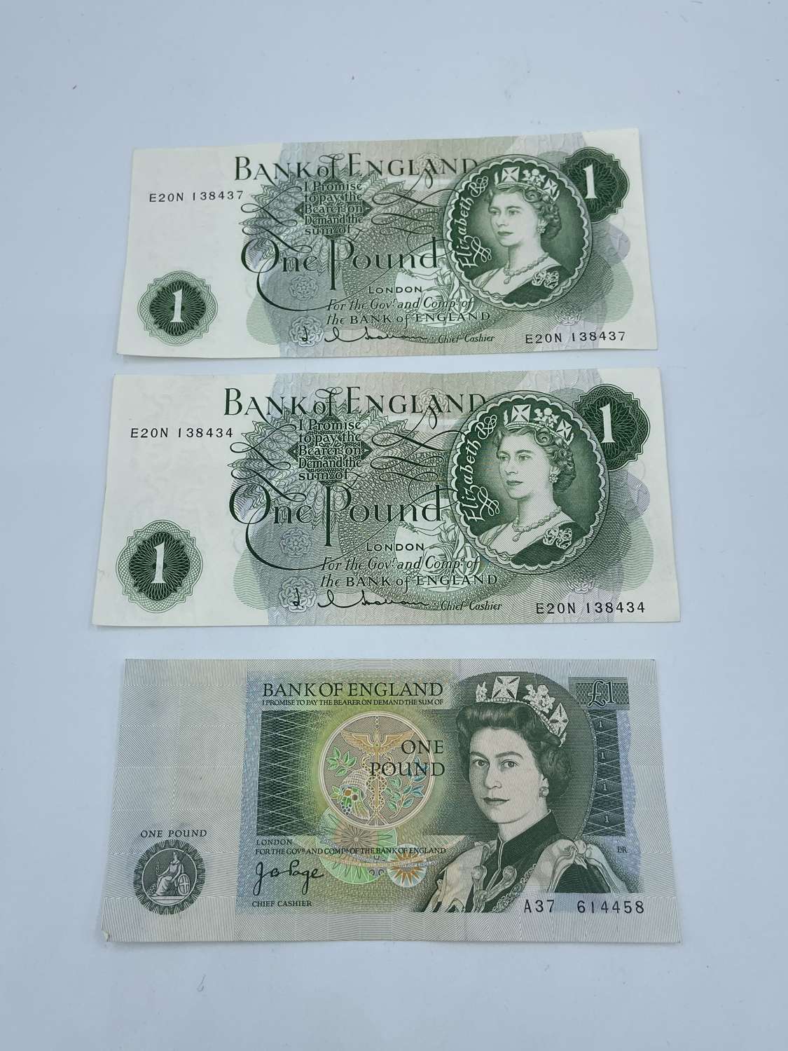 Lot Of 3x £1 Great British Pounds Banknotes Queen Elizabeth II