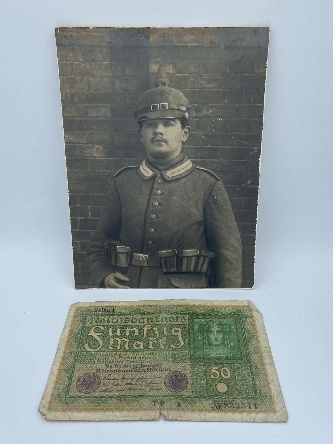 WW1 German Larger Pickelhaube Portrait Photograph & Funfzig Banknote