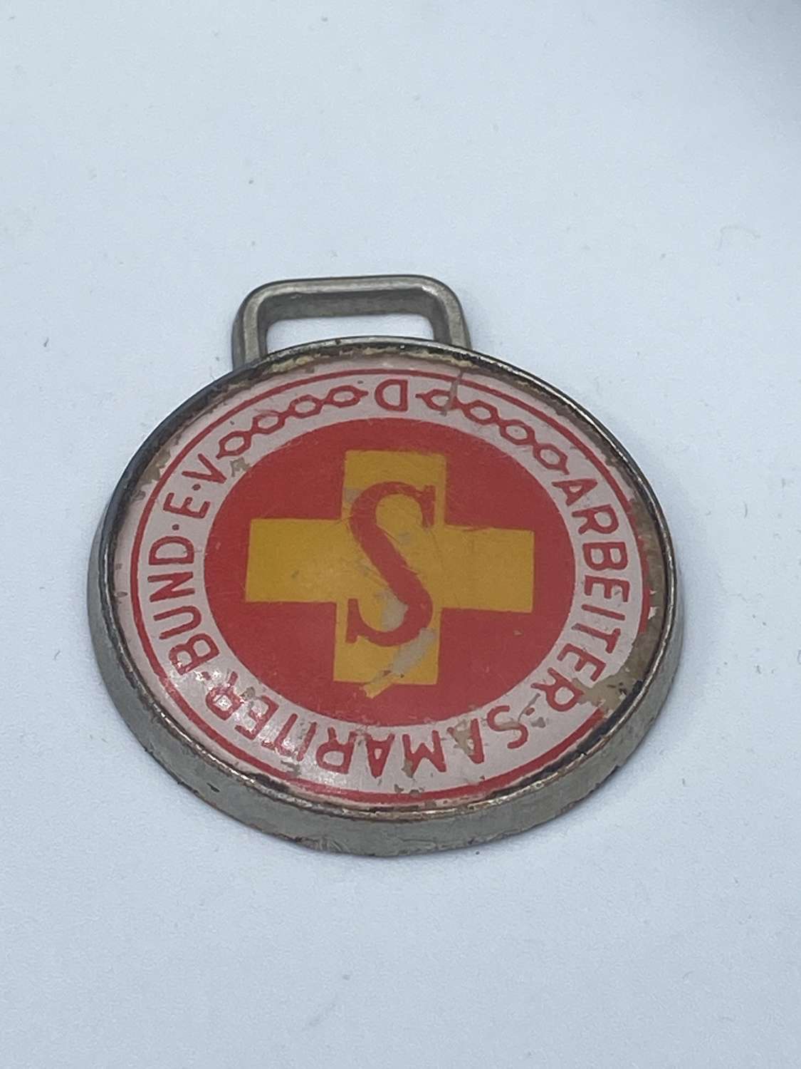 Vintage  Arbeiter-Samariter-Gruppen Workers' Samaritan Fed Badge