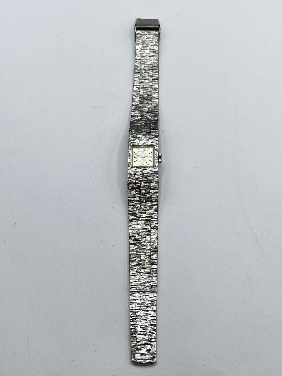 Vintage Swiss Empress 17 Jewels Incabloc Watch Hand Winding
