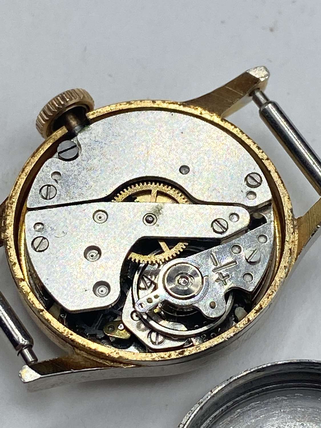 WW2 Era 1940s 23.8mm Smiths Jeweled Shockproof Great Britain Watch