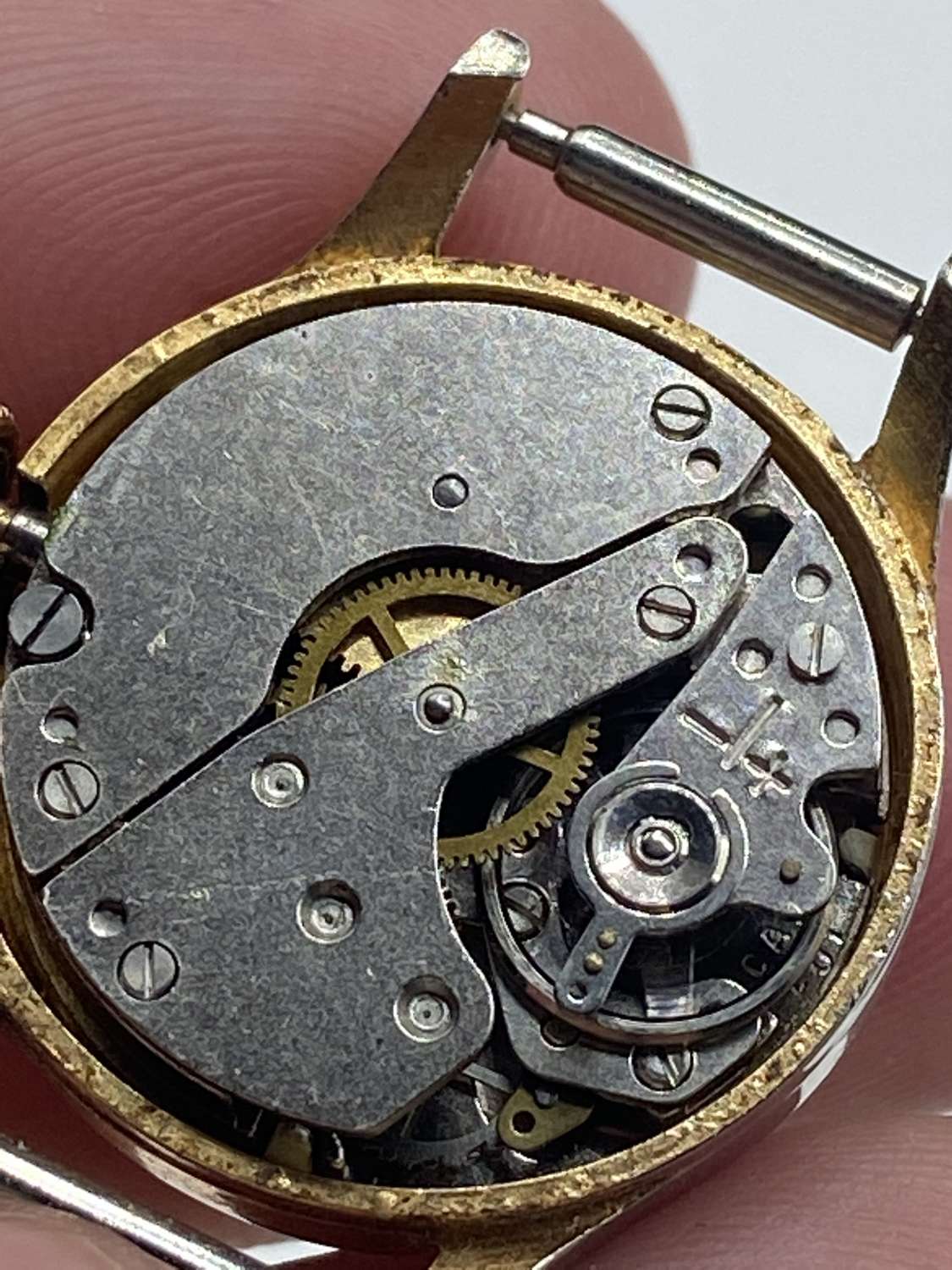 WW2 Era 1940s 23.8mm Smiths Jeweled Shockproof Great Britain Watch
