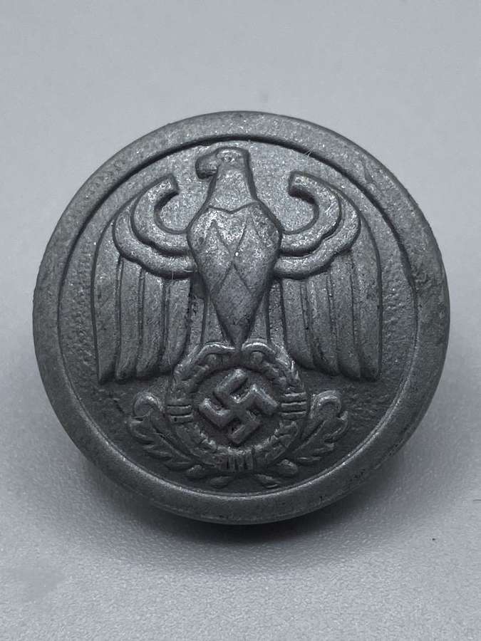WW2 German NSDAP Diplomatic Officer’s Button