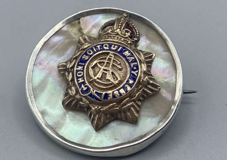 WW1 British Army Sterling Silver Rimmed Army Service Corps Brooch