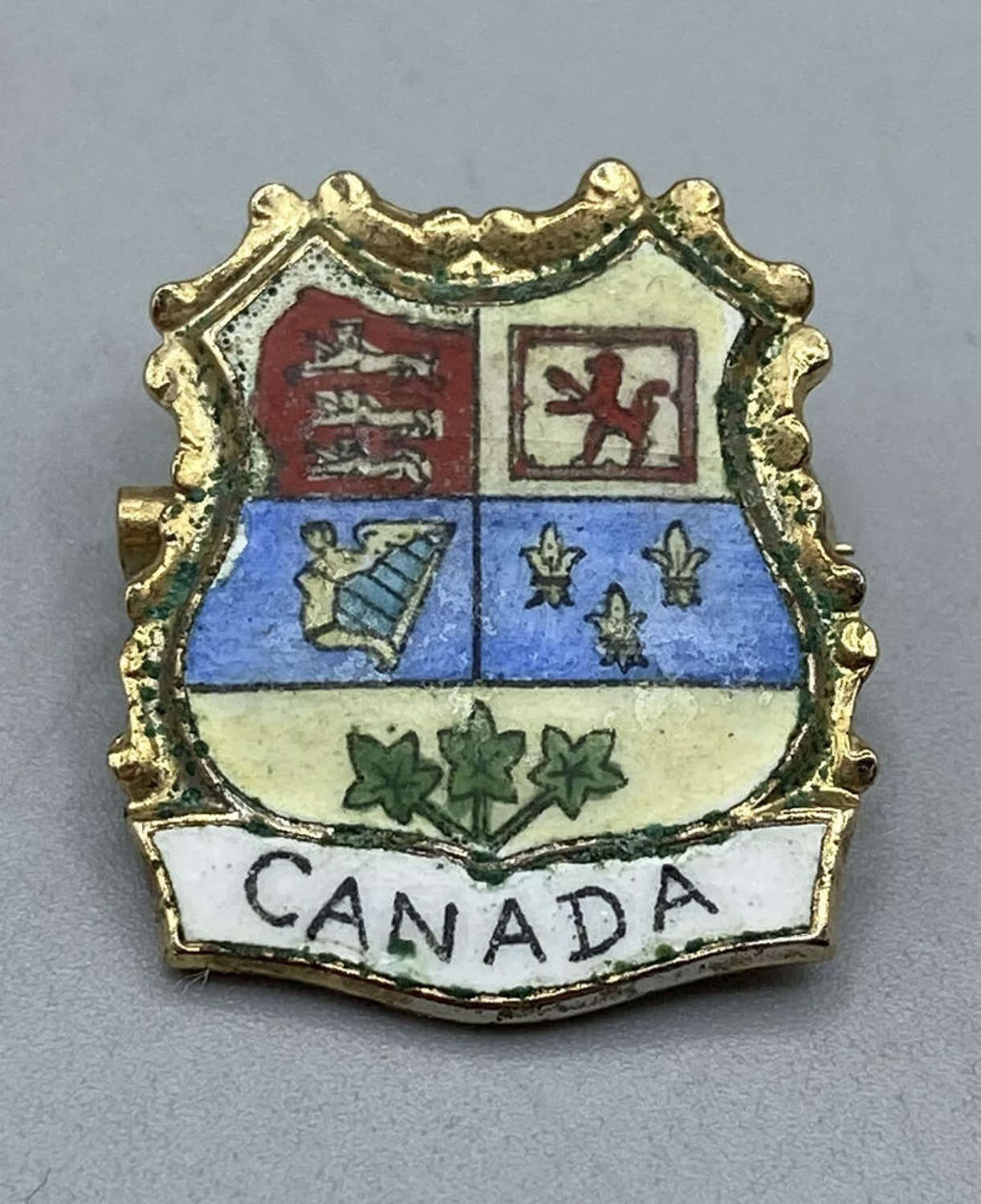 WW2 Canadian Coat Of Arms Canada Sweetheart Brooch