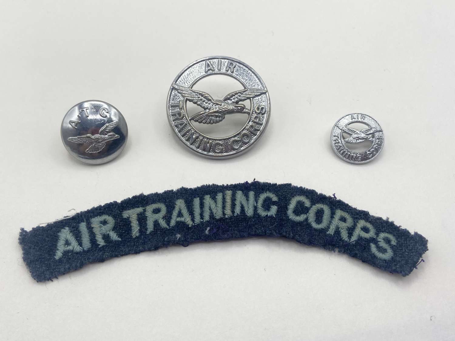 Post WW2 British Air Training Corps Shoulder Title, Badges & Button
