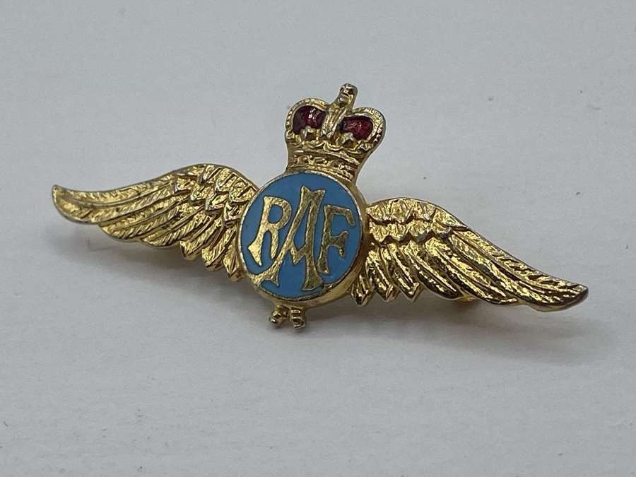 Post WW2 British Royal Air Force RAF Gold Tone & Enamel  Brooch