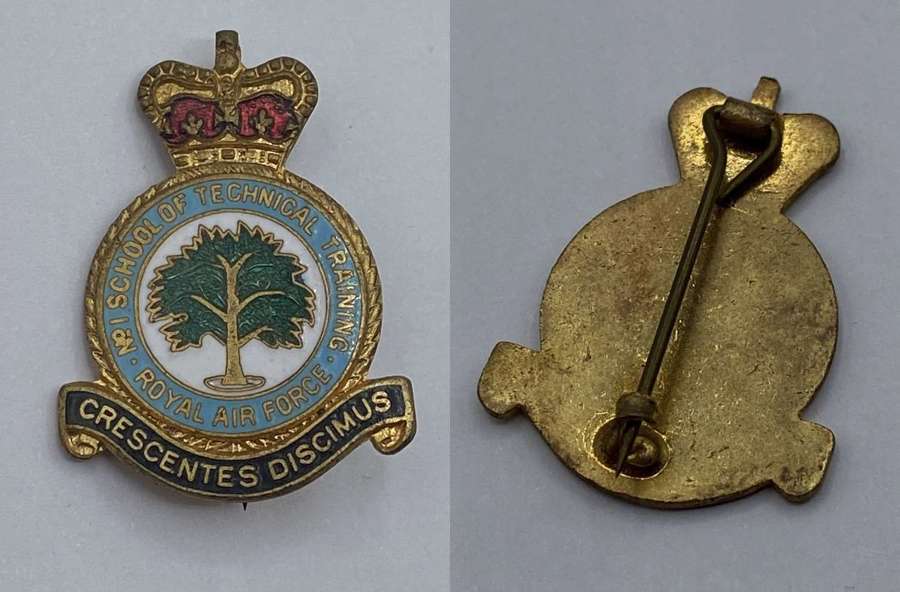Post WW2 RAF No1 School of Technical Training Royal Air Force Badge