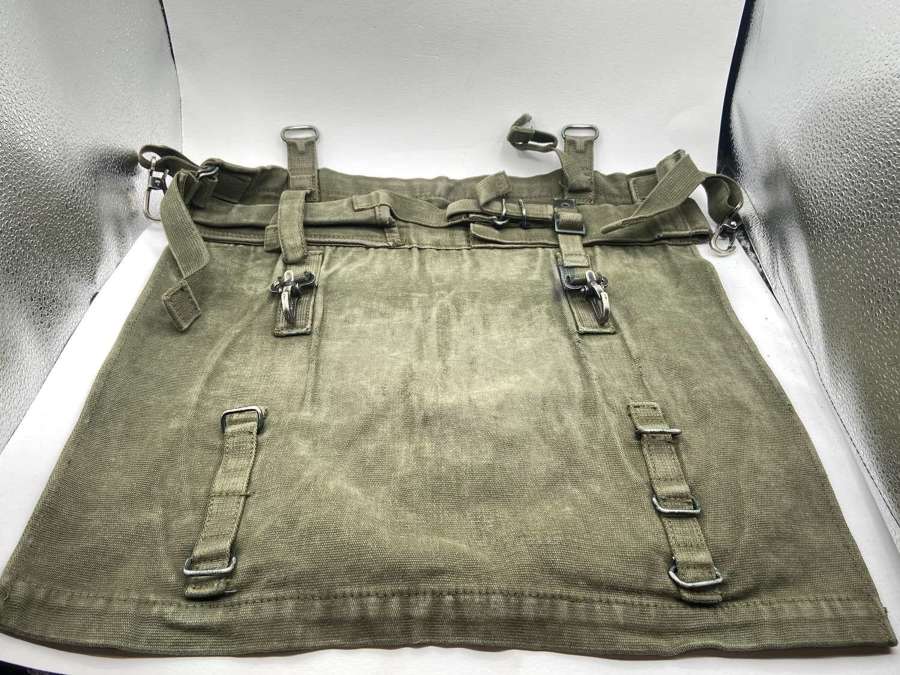 Post WW2 British Army 1958 Pattern Poncho VGC Roll Carrier Olive Green