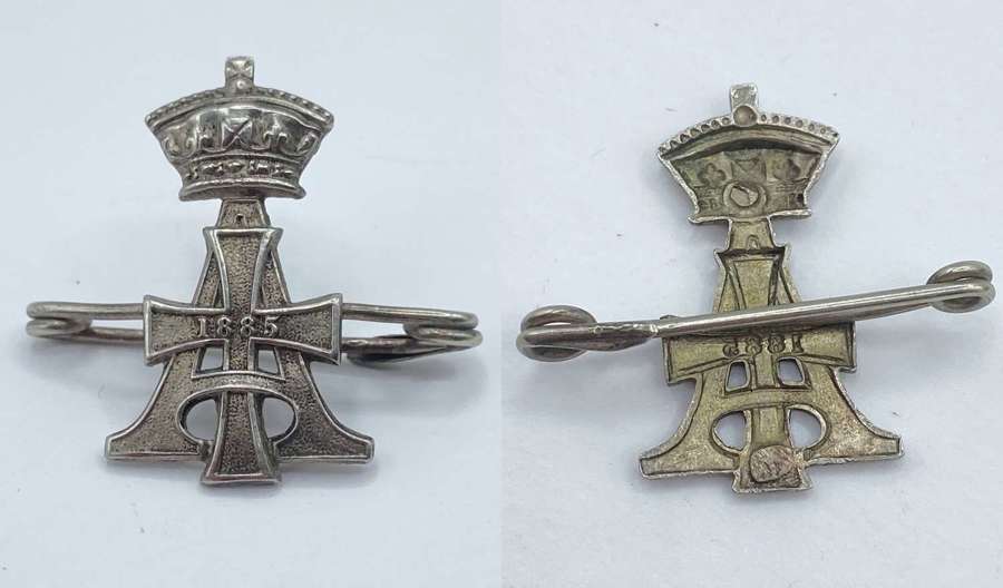 WW2 Hussar Princess Of Wales's Own) Hussars Regiment Sweetheart Badge