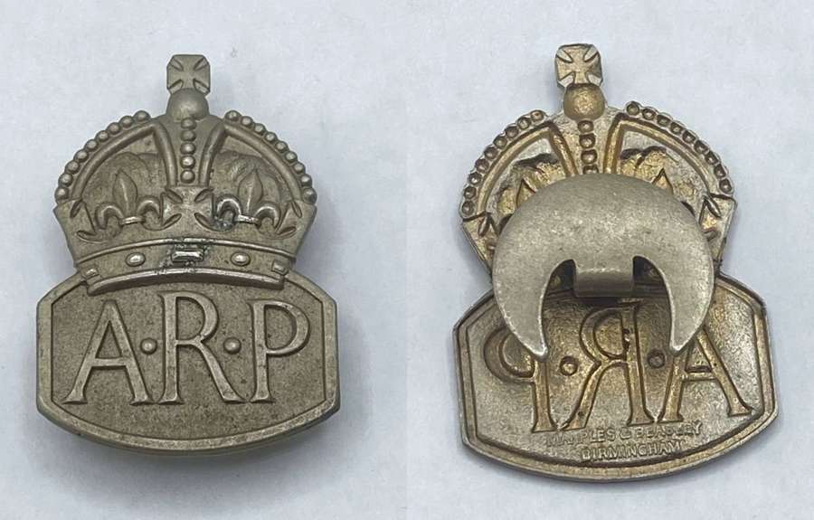WW2 British Home Front ‘German Silver’ Economy Made ARP Air Raid Badge