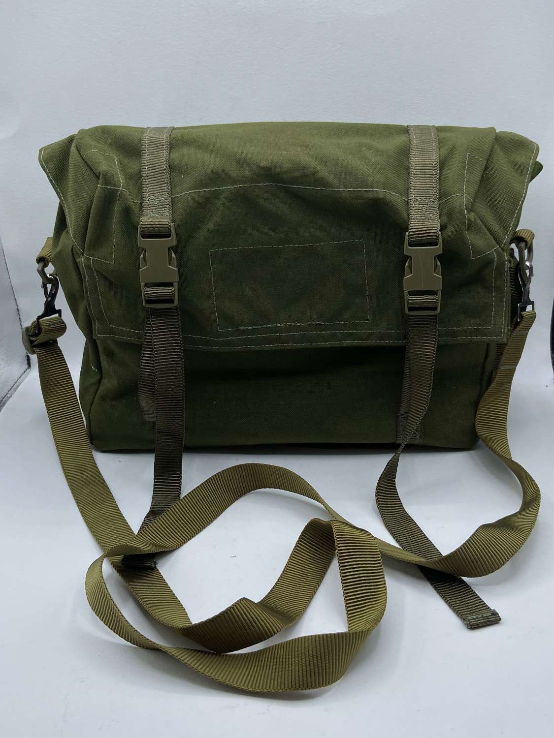 Modern Russian USSR Army Olive Nylon Shoulder Bag And Padded Strap