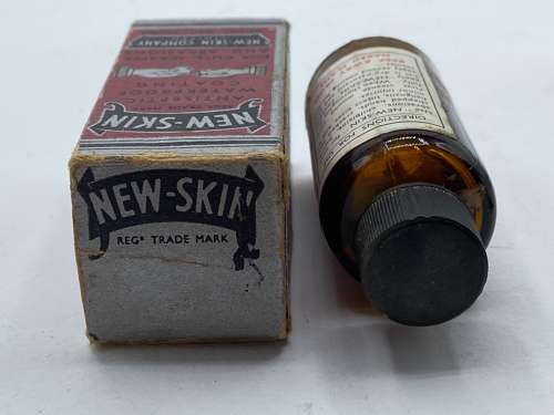 WW2 British Pharmaceutical Boxed New Skin Bottle & Instructions