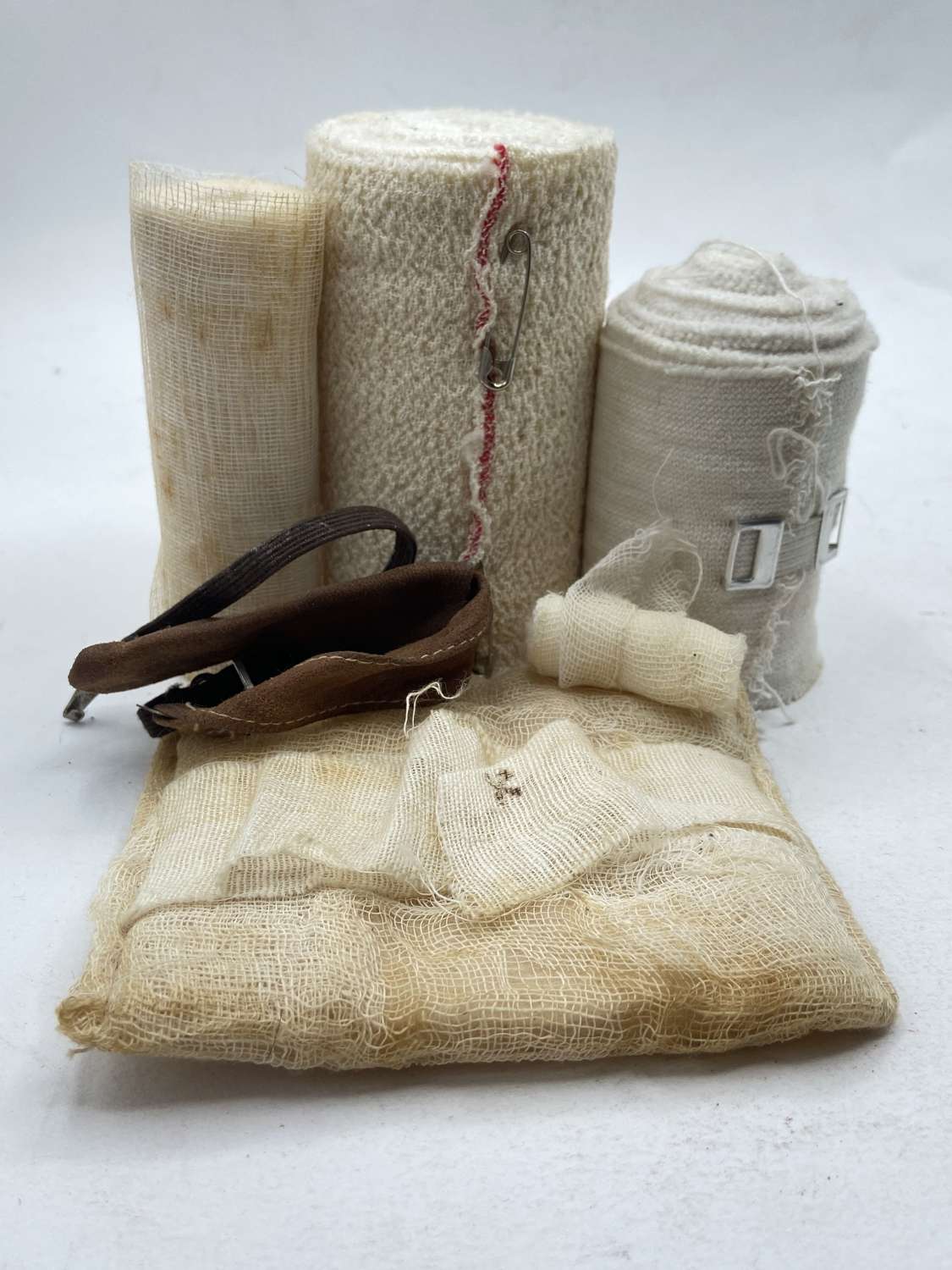WW2 British Allied Pharmaceutical Medical Bandage Lot Med Kit Fillers