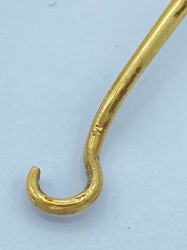 Antique Gold Plated 1911 Coronation Mace Crown Style Button Hook