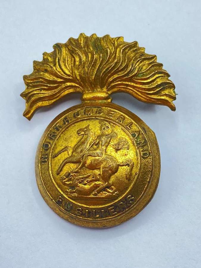 WW2 British Army Northumberland Fusiliers Sweetheart Badge