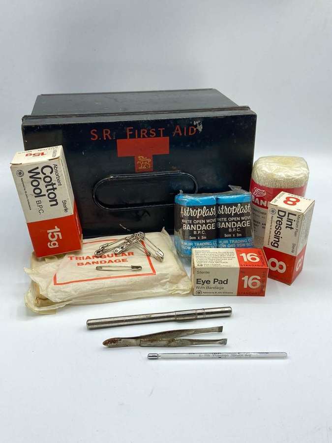 WW2 British Army Civil Defence Home Front S.R First Aid Kit & Contents