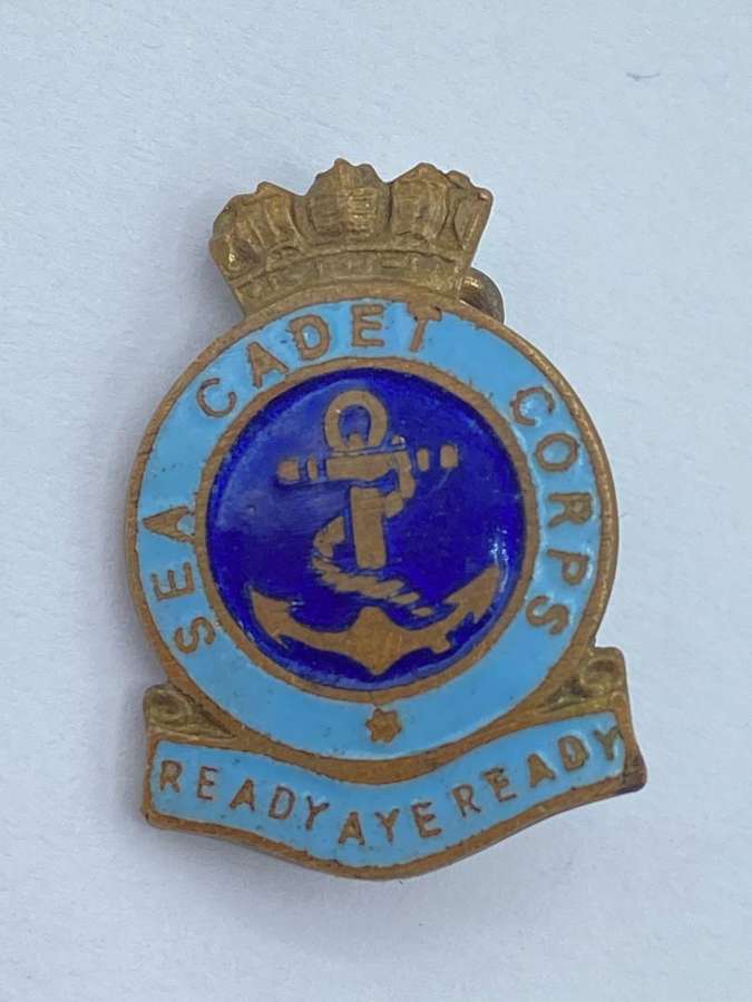 WW2 British Sea Cadet Corps Ready Aye Ready Enamel Membership Badge