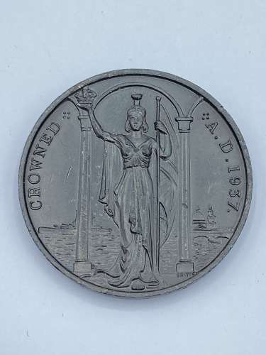 WW2 British 1937 George VI & Queen Elizabeth Coronation Bronze Medal