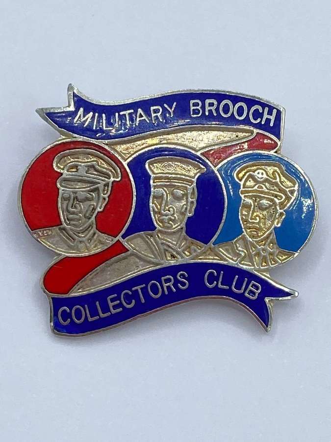 WW2 Silver Tone & Enamel “Military Brooch Collectors Club” Badge