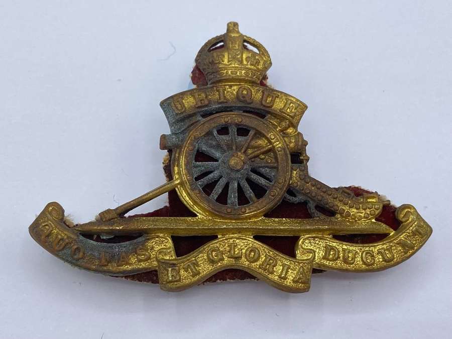 WW1 British Army Royal Artillery RA Regimental Cap Badge With Lugs