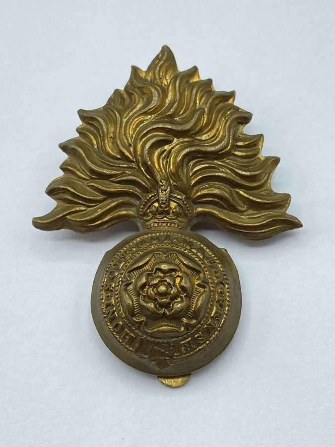 WW2 The Royal Fusiliers (City of London Regiment) Slider Cap Badge