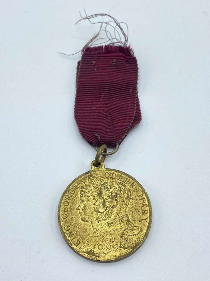 Antique King George V & Queen Mary Coronation June 22nd 1911 Medal