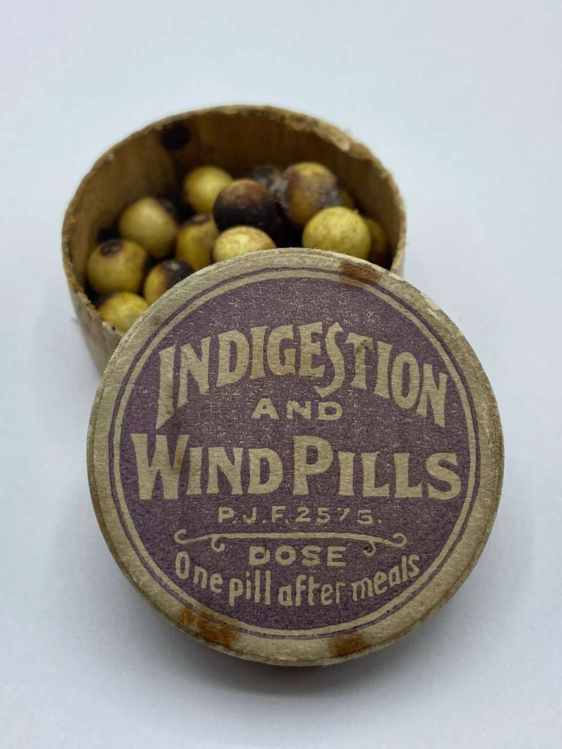 WW1 British Home Front Pharmaceutical Indigestion & Wind Pills Box