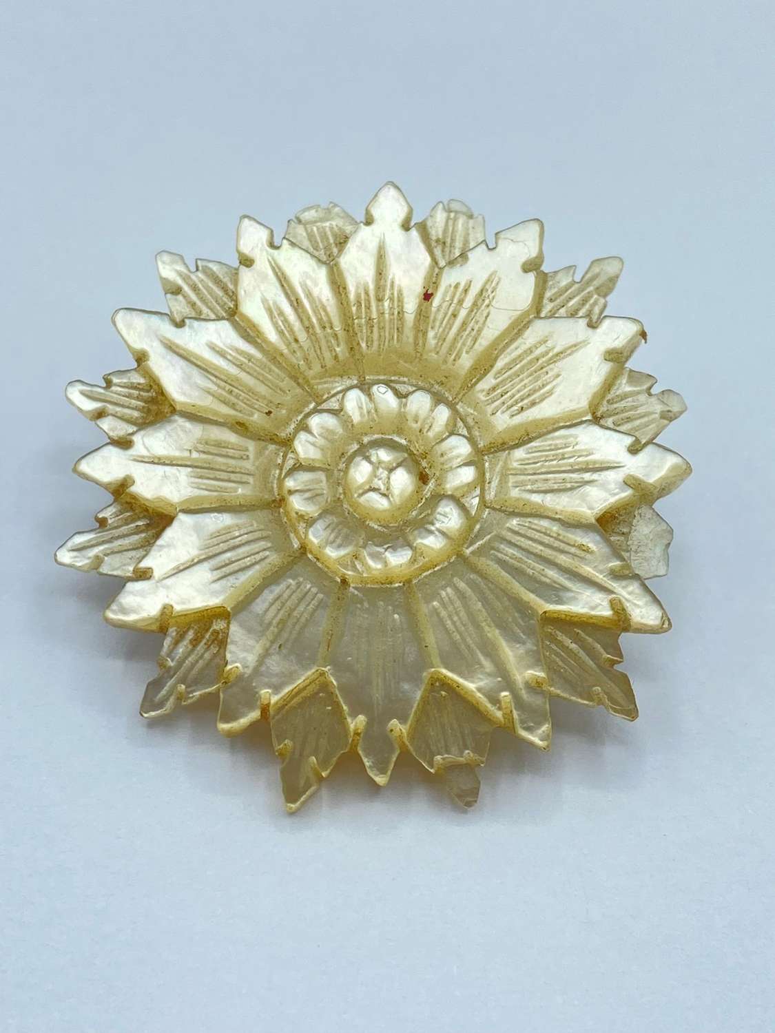 Beautiful Antique Victorian Hand Carved Mother Of Pearl Flower Brooch