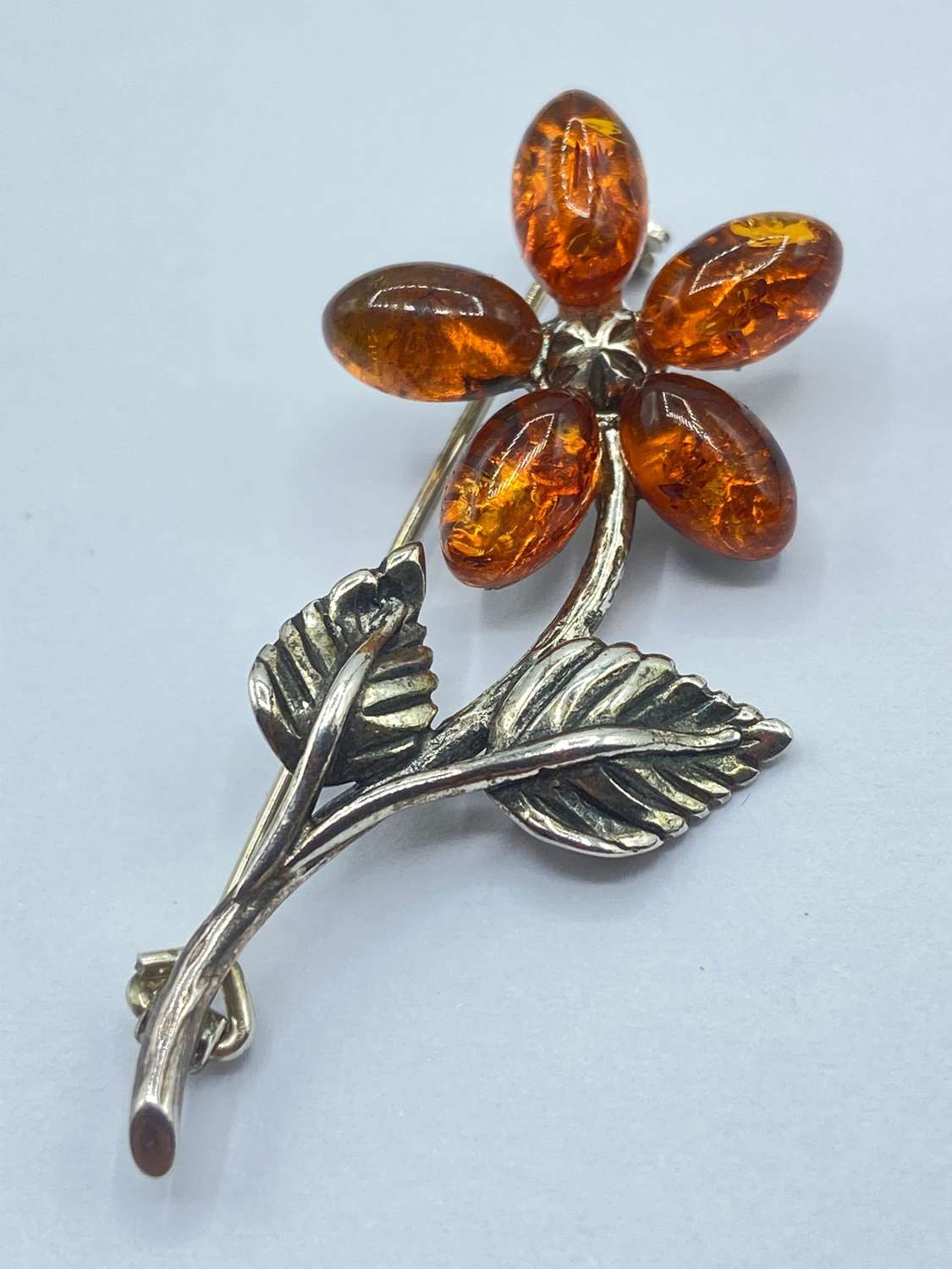 Beautiful Vintage Sterling Silver & Cognac Amber Flower Brooch