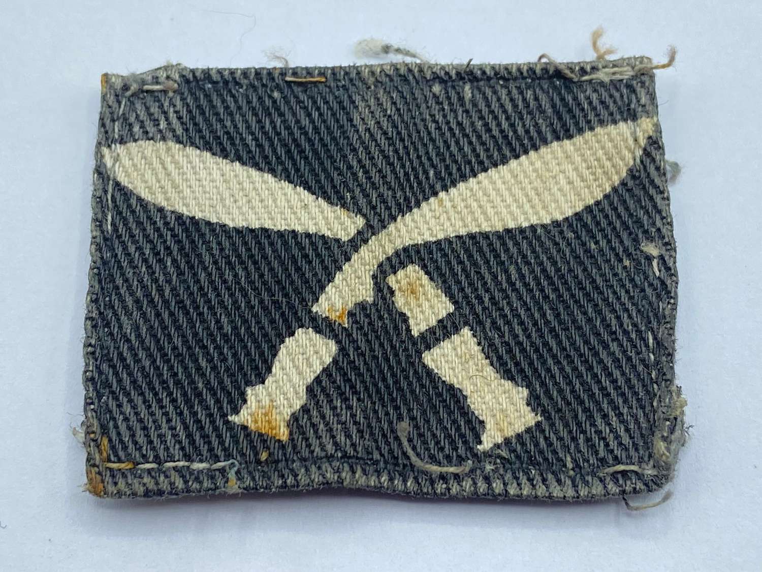 Post WW2 17th Gurkha Brigade Printed Cloth Formation Sign Patch