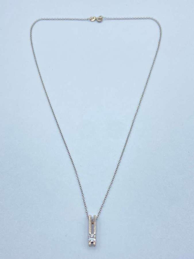 Beautiful Vintage Sterling Silver & Cubic Zirconia Bar Necklace