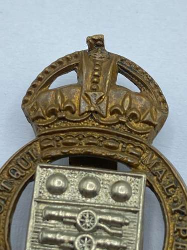 Post WW2 Royal Army Ordnance Corps Slider Cap Badge