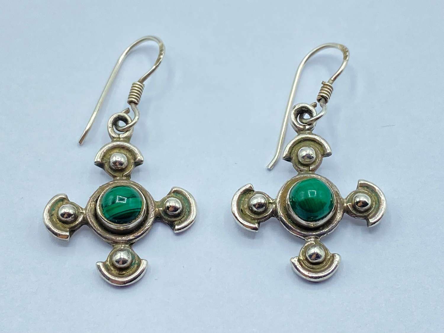 Vintage Sterling Silver & Green Malachite Drop Dangle Earrings
