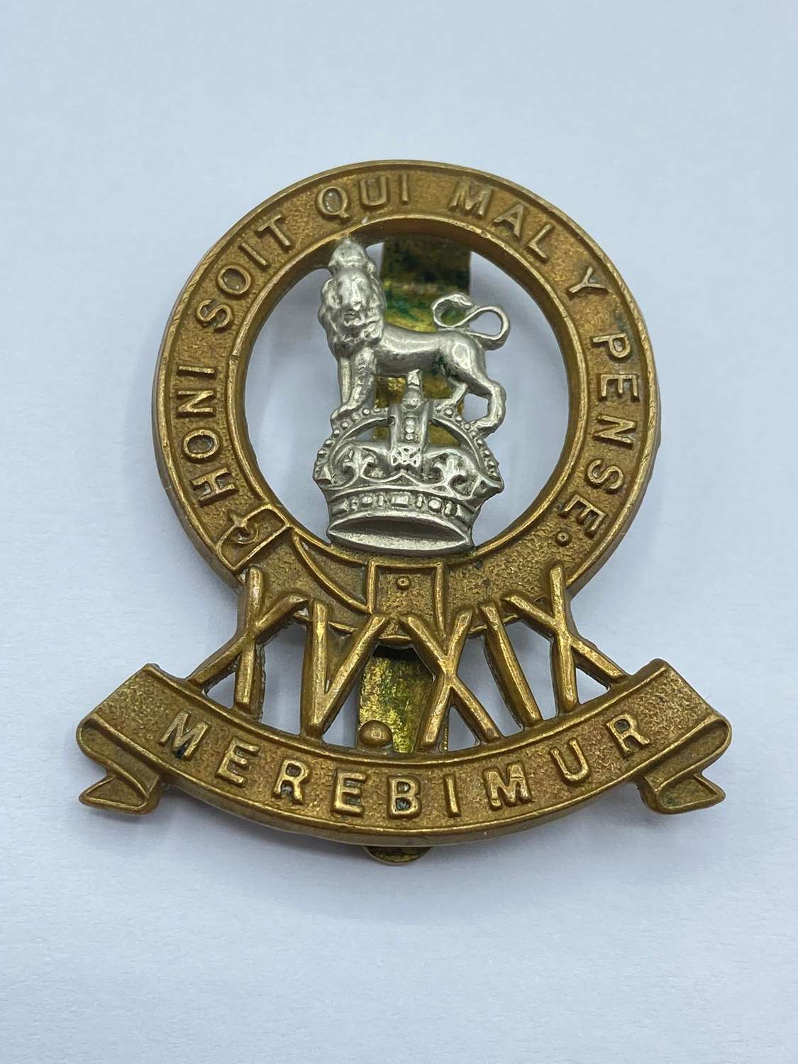 WW2 Period British 15th/19th The King’s Royal Hussars Slider Cap Badge
