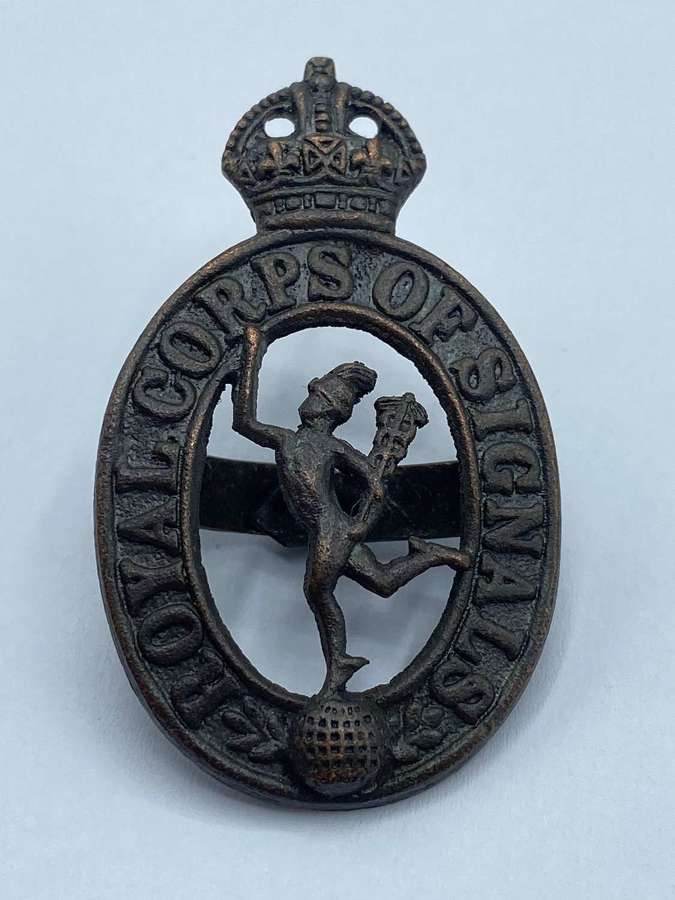 Pre WW2 Royal Corps Of Signals Officers Bronze Cap Badge