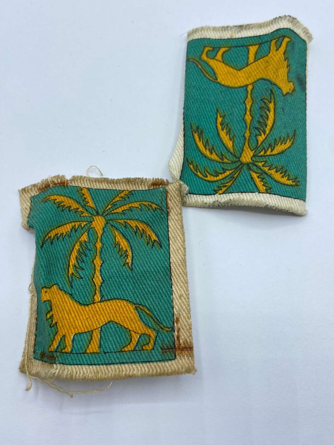 Pair Of WW2 Singapore Dristict Printed Cloth Formation Sign Patches