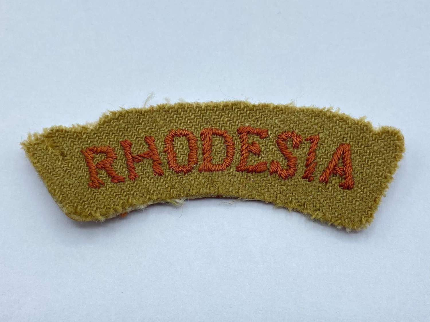 Single WW2 Rhodesian Army Embroidered Shoulder Title
