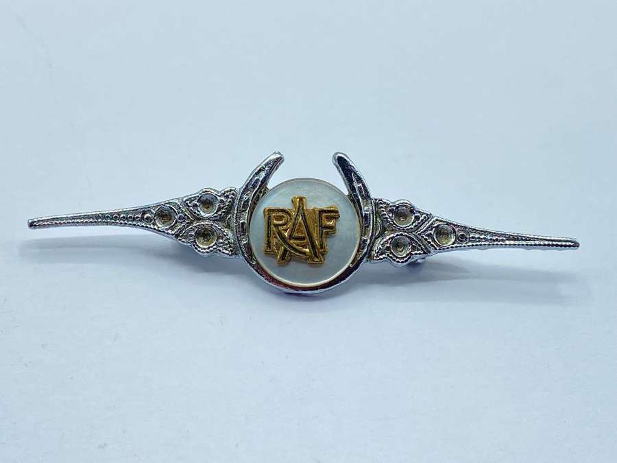 WW2 Royal Air Force Lucky Horseshoe Mother Of Pearl Sweetheart Badge