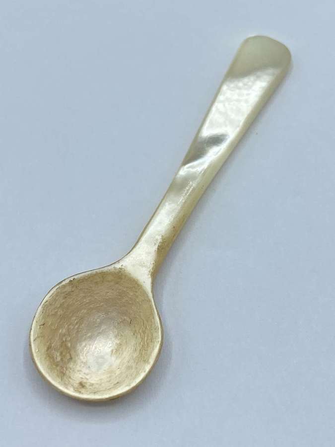 Antique Victorian 1890s Hand Carved Mother Of Pearl Salt Spoon
