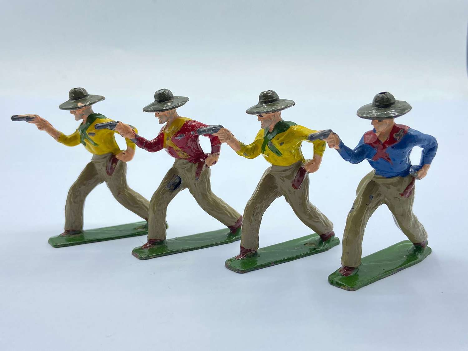 Antique 1920s Painted Lead Set Of 4 Cowboys By J Hill & Co