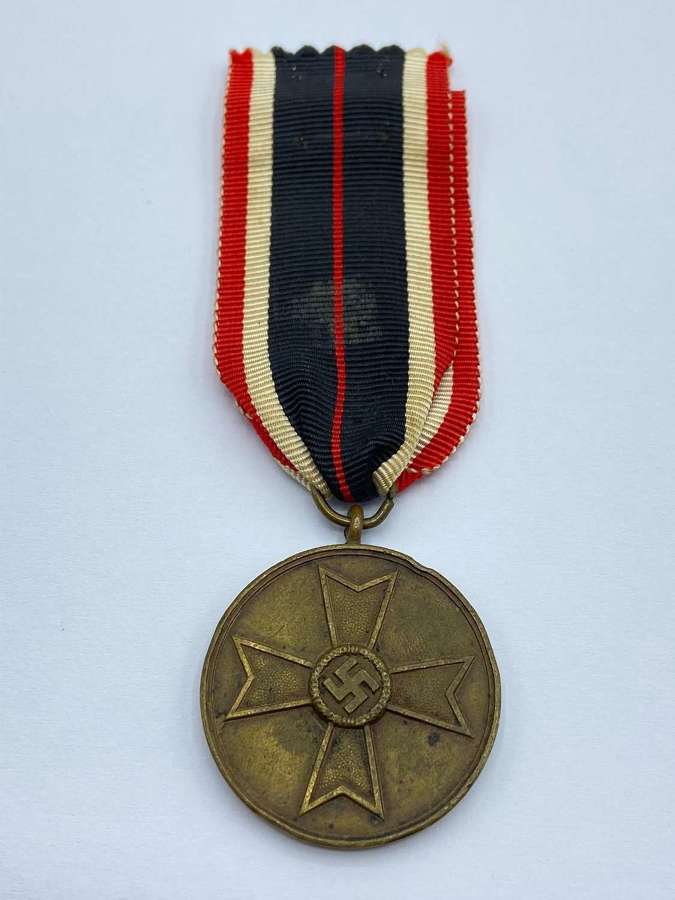 WW2 German War Merit Kriegsverdienstmedaille Medal