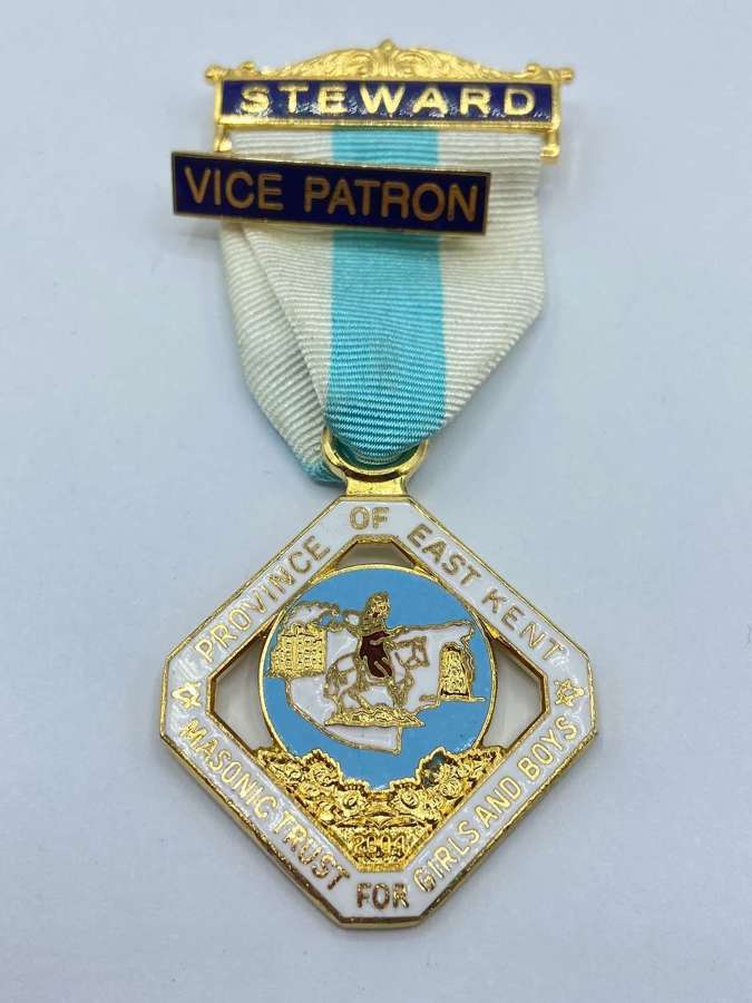 Vintage Province Of East Kent Masonic Trust For Girls And Boys Jewel