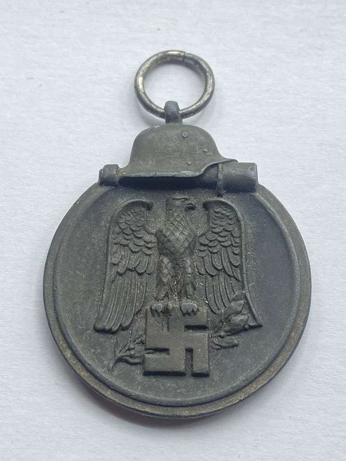 WW2 German Russian Front Medal By Hauptmunzamt, Wien
