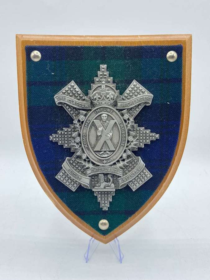 Post WW2 Glasgow Highlanders Regimental Crest Plaque By Pollock Crafts
