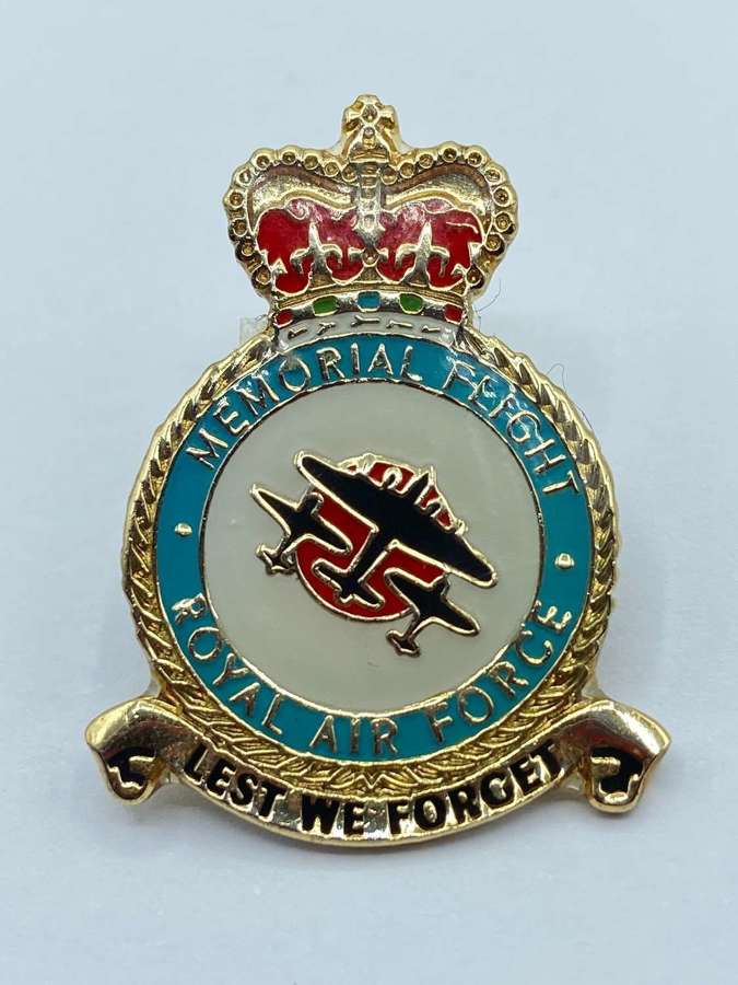 Post WW2 Royal Air Force RAF Memorial Flight Lest We Forget Pin Badge