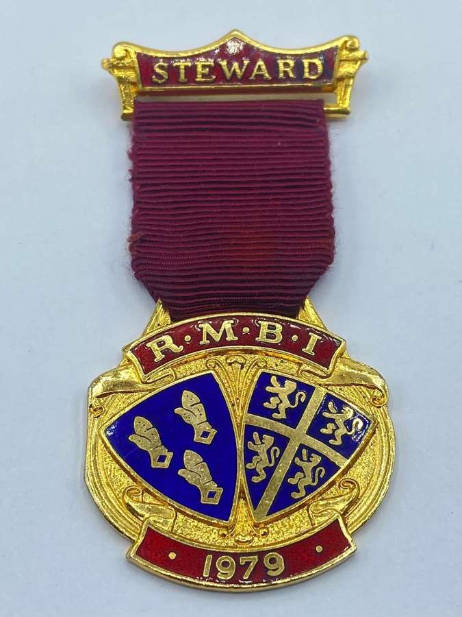 Vintage Royal Masonic Benevolent Institution Steward's 1979 Jewel